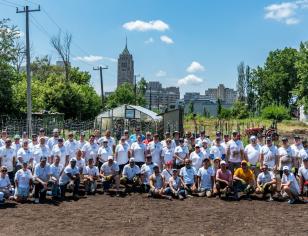 Volunteers at IBTTA Foundation Service Project in Detroit